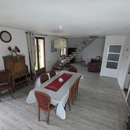 Maison Familiale A *